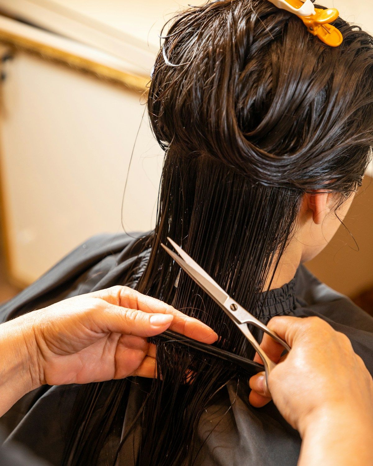Haarschnitt bei langen Haaren